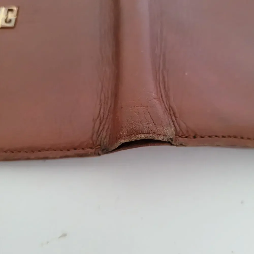 Givenchy Vintage Leather Wallet Brown Leather Bifold Medium Compact‎ Kisslock